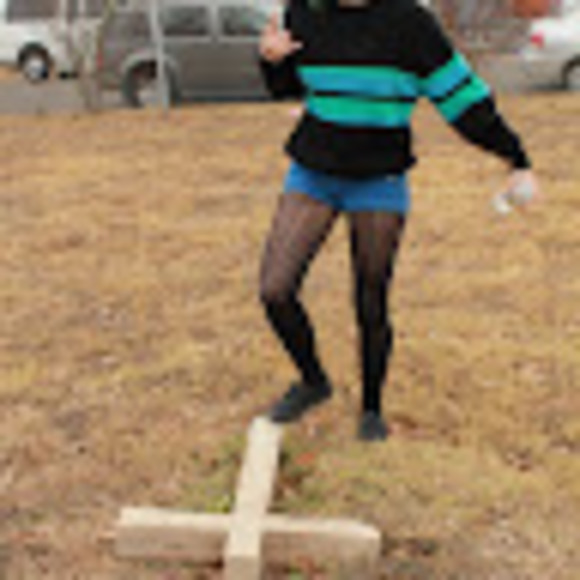 Meet your Posher, Kelsey - Picture 1 of 1